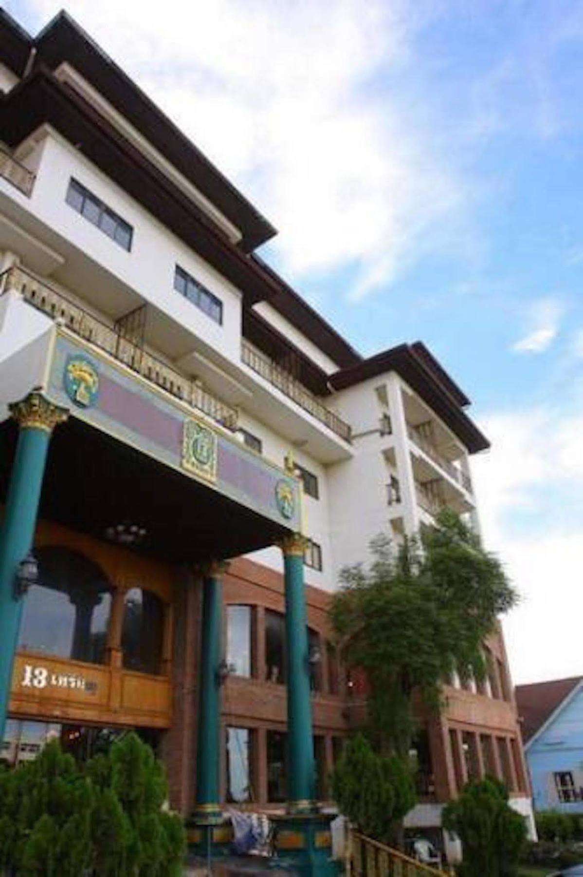 Oyo 75466 -13 Coins Bang Yai Hotel Нонтхабурі Екстер'єр фото